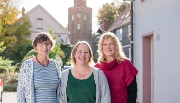 Das Team der Praxis für Logopädie Anne Lorenz besteht aus der Inhaberin Anne Lorenz und ihren Kolleginnen Barbara Dobers und Nicole Thieme.